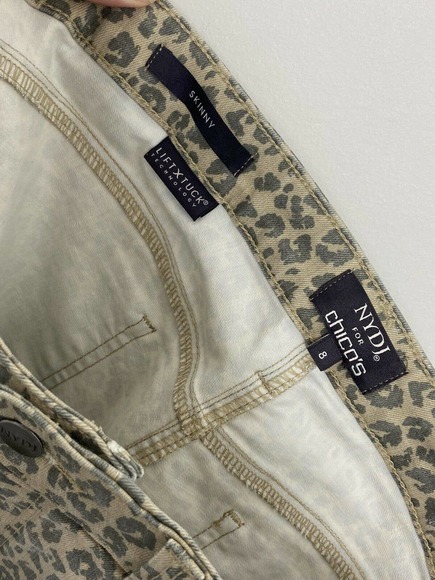 Not Your Daughters Jeans NYDJ for Chico's Leopard Print Skinny Jeans Size 8 - Picture 3 of 6